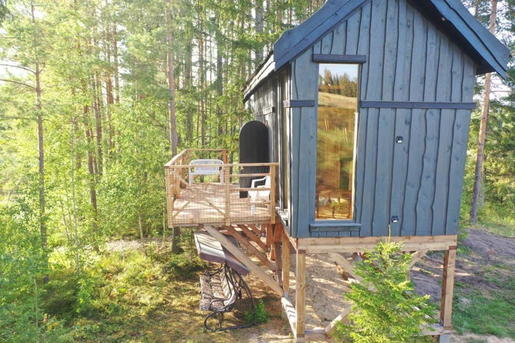 Viking House In The Tree! Jacuzzi, Sauna,Apkure! Lici  Экстерьер фото